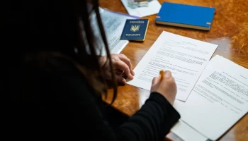 Як переселенцям оформити право власності на житло: спрощені правила у 10 областях
