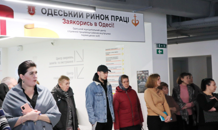 В Одесі переселенцям допомагають знайти роботу: за рік працевлаштовано майже 700 ВПО
